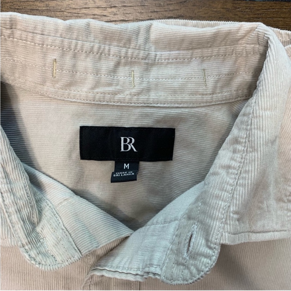 Banana Republic Men's Lightweight Corduroy
Shirt Size Medium EUC - Picture 3 of 9